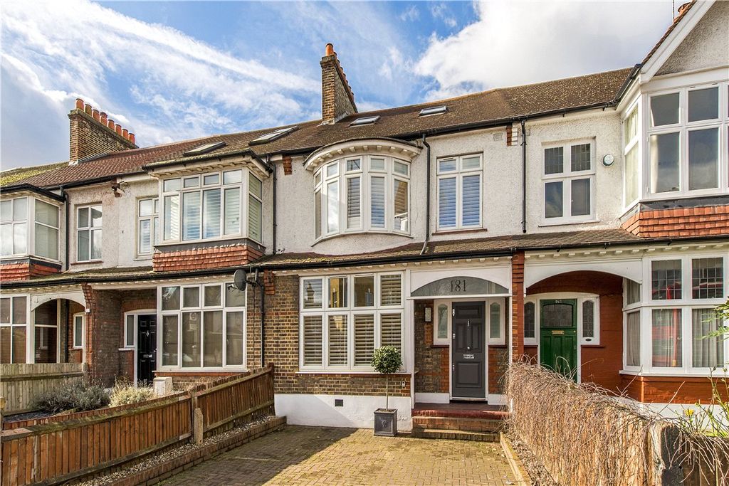 Property photo 2 of 19 Picture No. 03