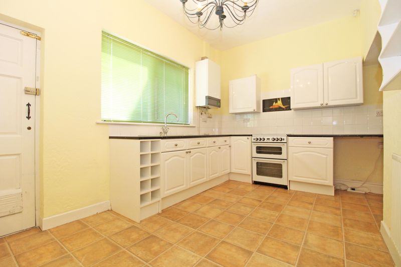 Property photo 2 of 7 Photo 5