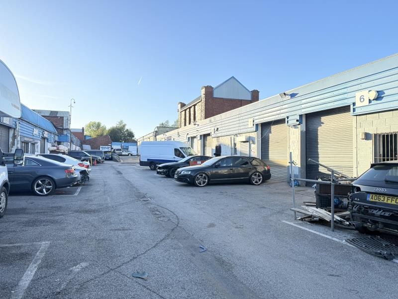 Property photo 3 of 14