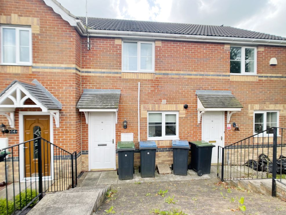 Property photo 1 of 9 Photo 01