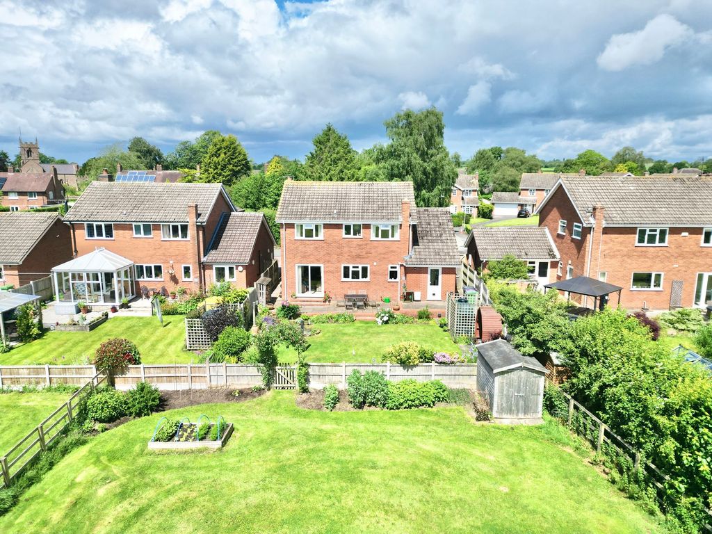 Property photo 2 of 41