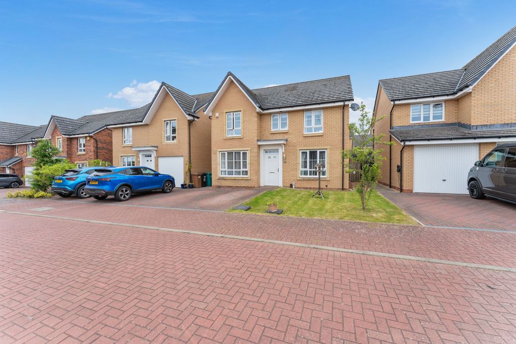 Property photo 1 of 31