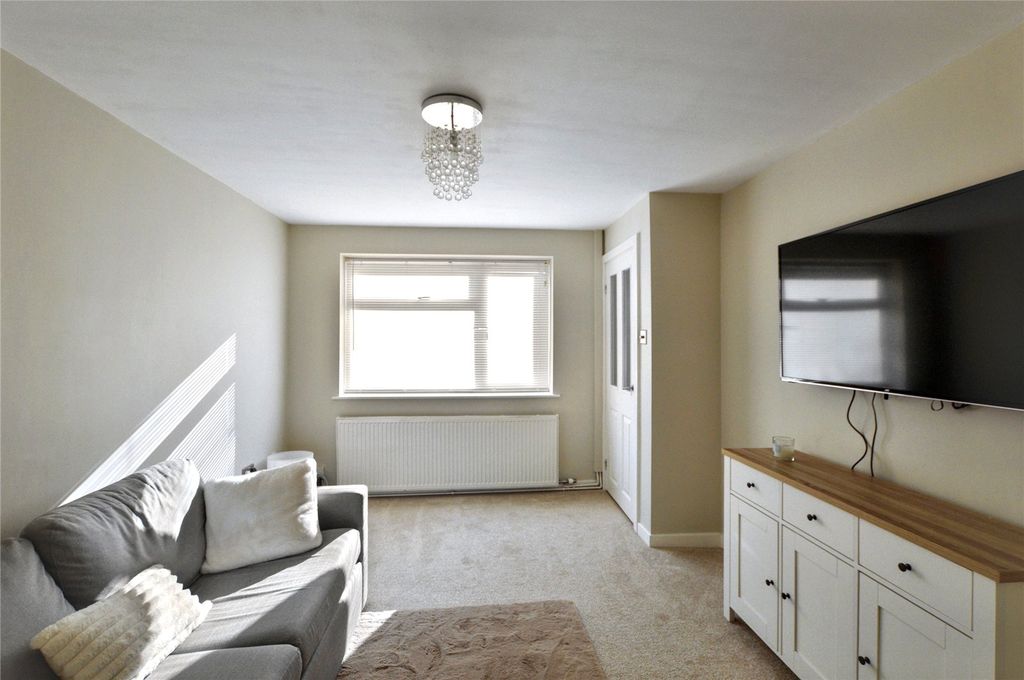 Property photo 3 of 10 Picture No. 09