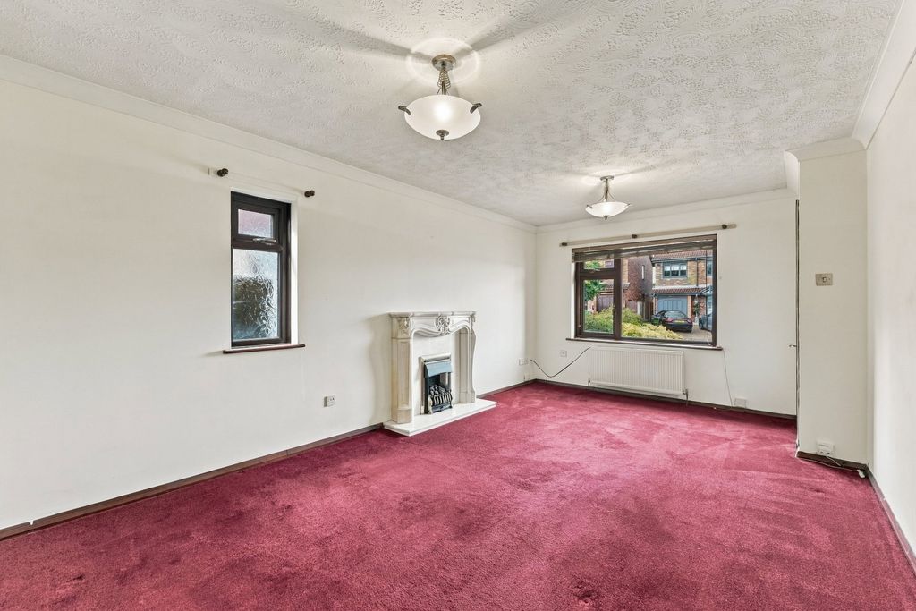 Property photo 3 of 23