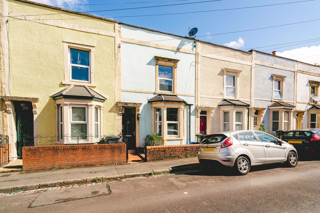 Property photo 3 of 25 3