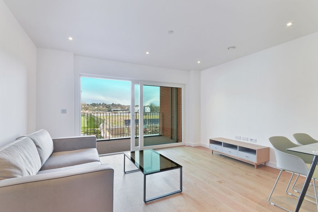 Property photo 2 of 10 Living Room - Peacon
