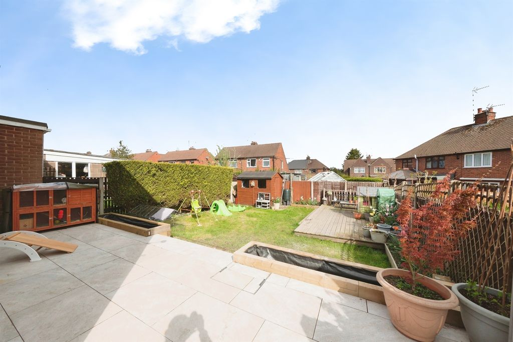 Property photo 3 of 20