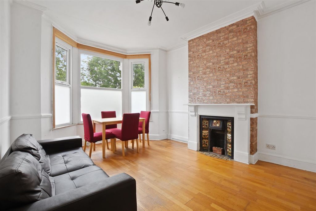 Property photo 2 of 15 14-Cbfcgcwt - Gff 121 Purves Road - Reception -Ori