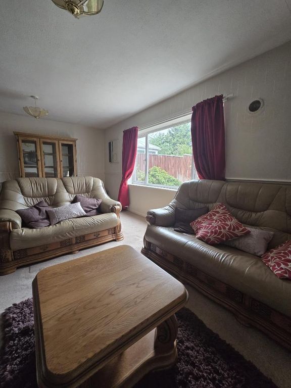 Property photo 3 of 24 E29661Fe-2548-45F5-9A13-5B1Da7E9766A.Jpeg