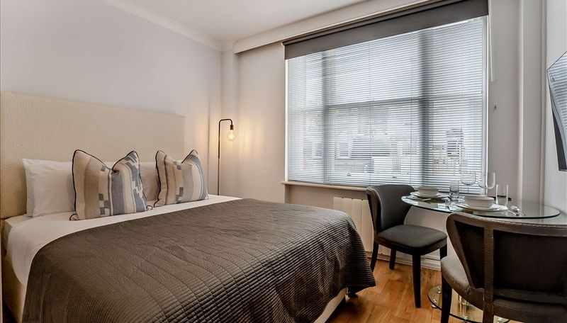 Property photo 2 of 10 lg_P5376_63846635...