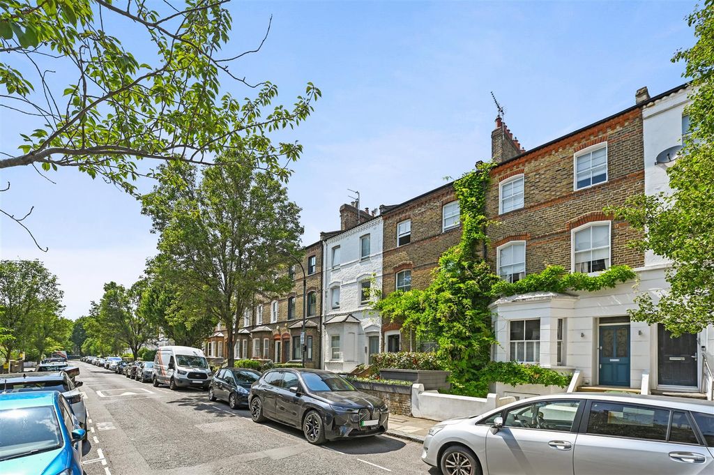 Property photo 1 of 16 Street View