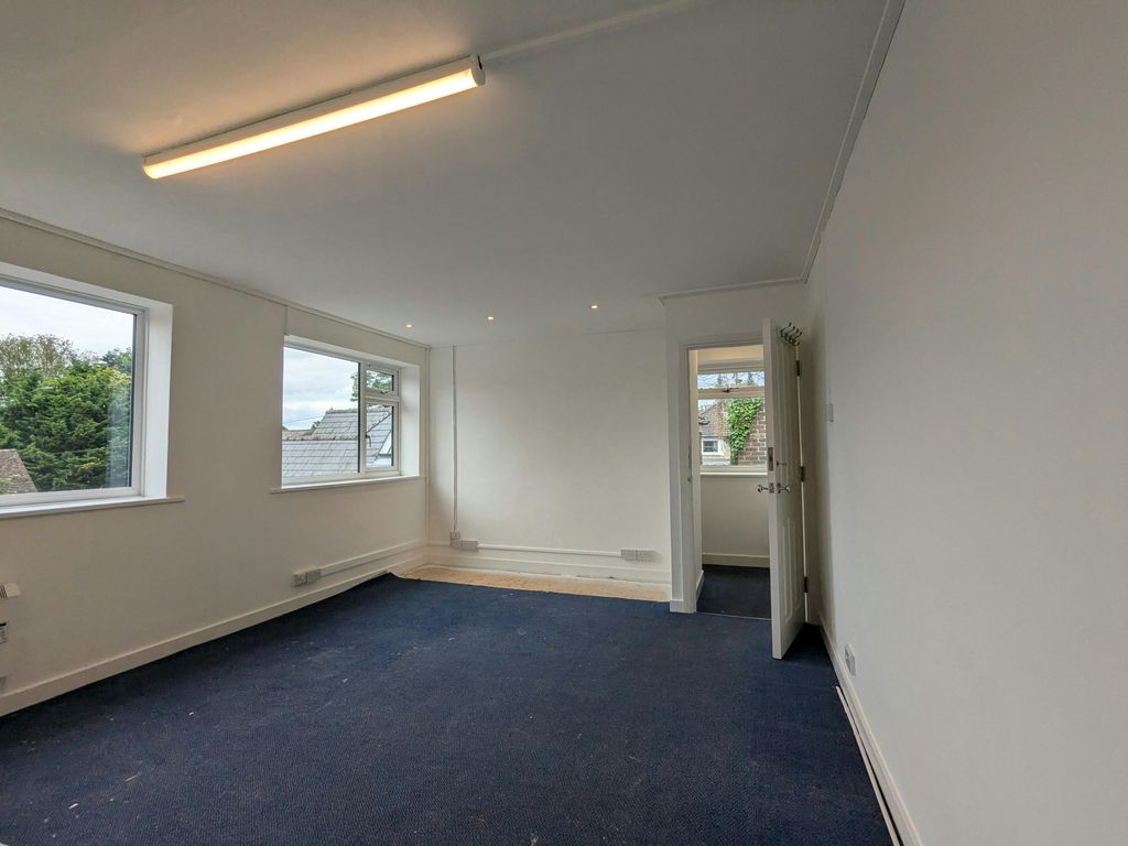 Property photo 3 of 4 1000003755.Jpg