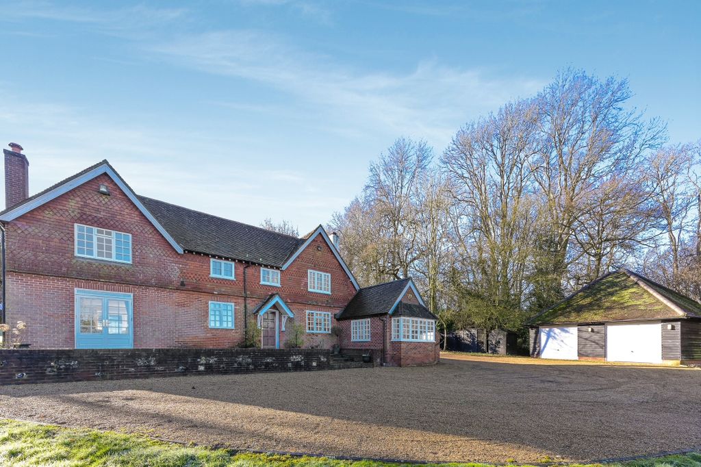 Property photo 1 of 19