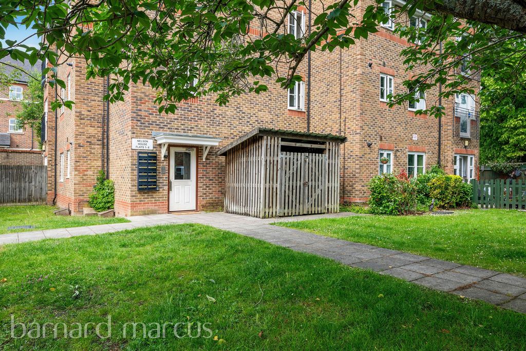 Property photo 3 of 10