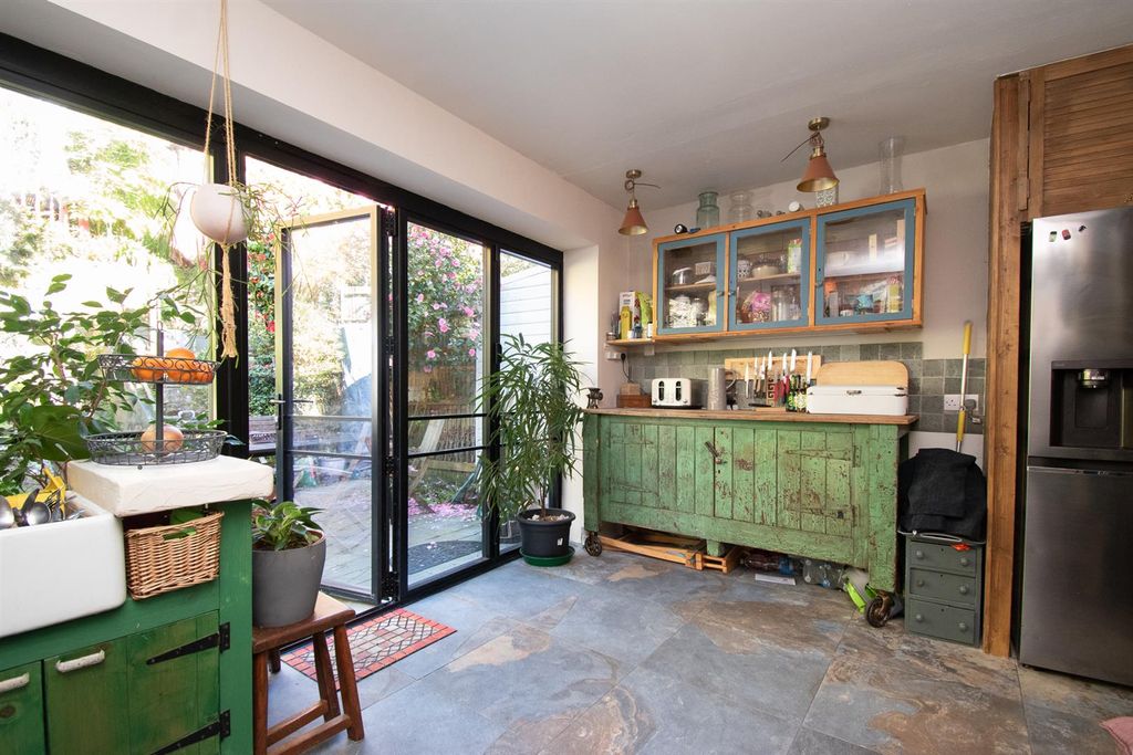 Property photo 1 of 28 Kitchen