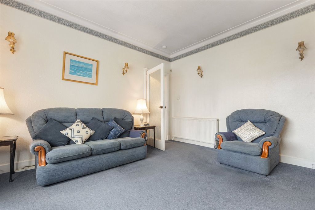 Property photo 3 of 26 Picture No. 52