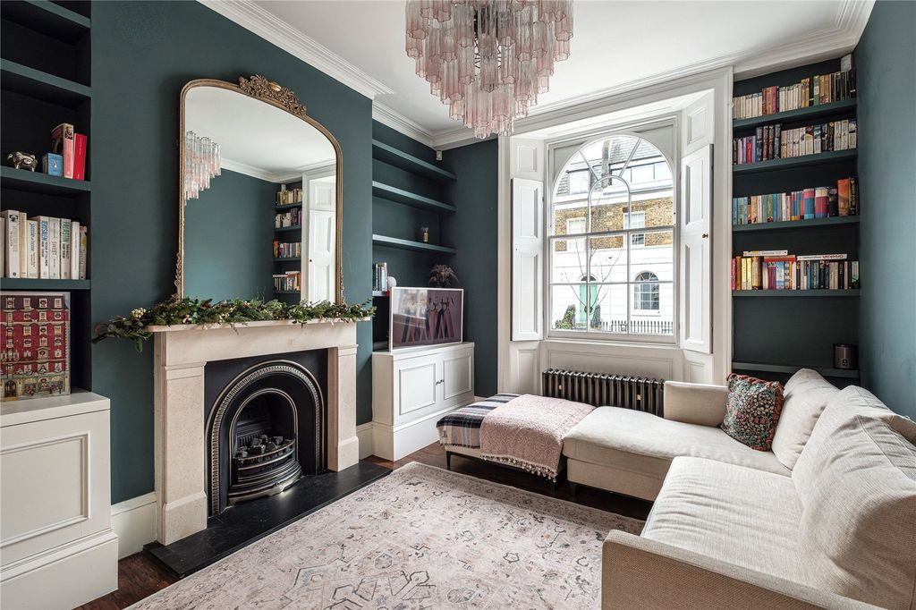 Property photo 3 of 34 Picture No. 32