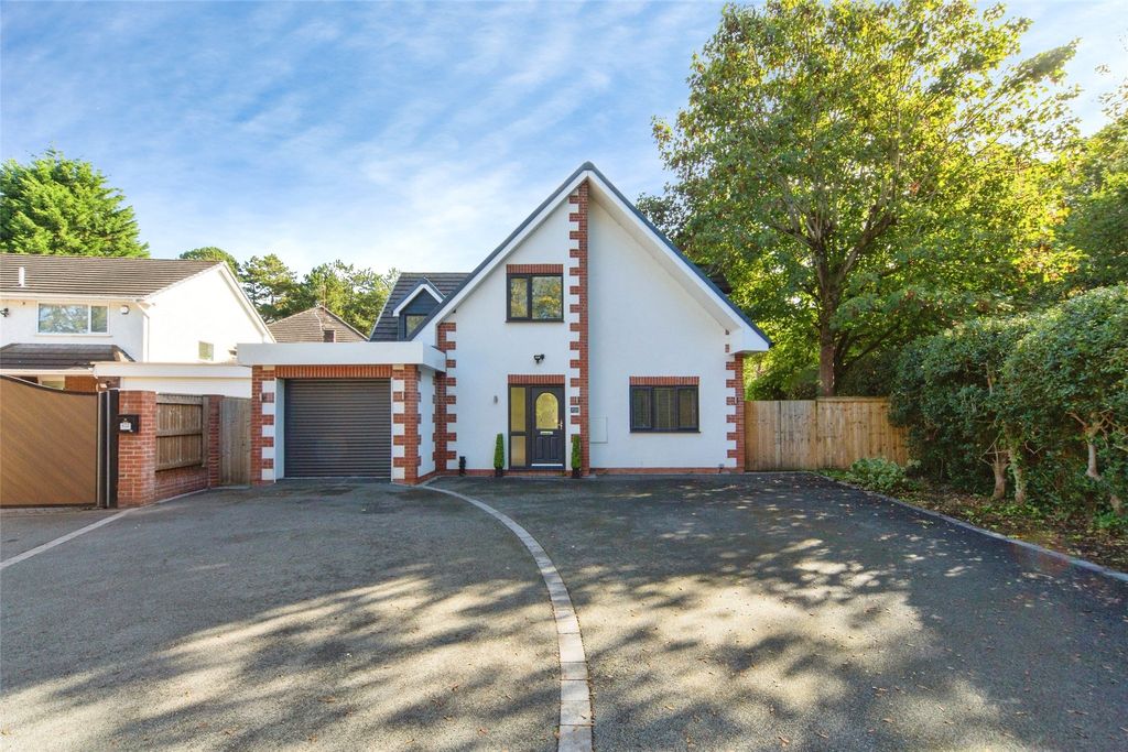 Property photo 2 of 28 Picture No. 85