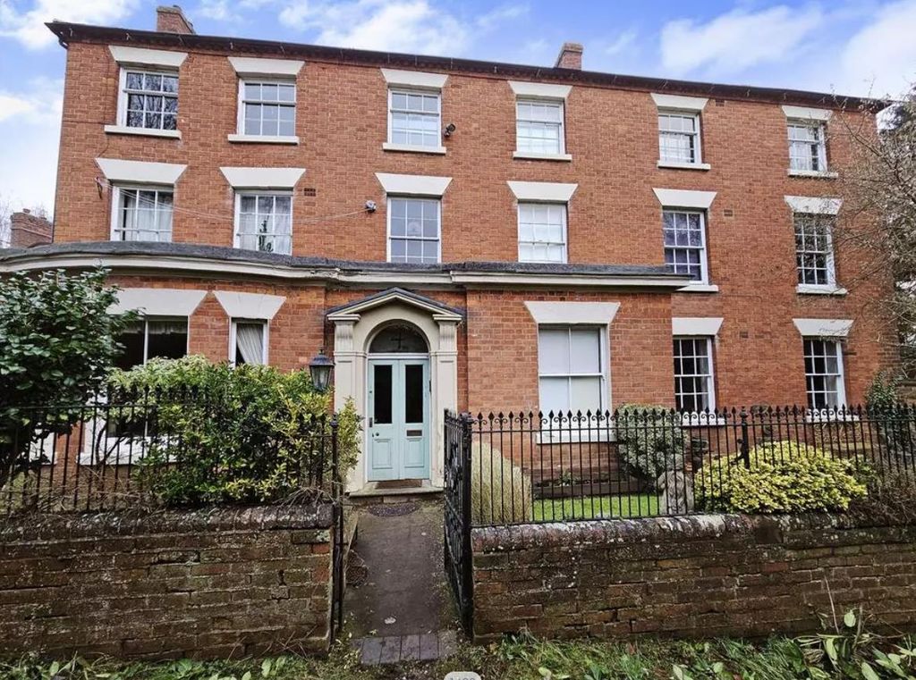 Property photo 1 of 31 Image