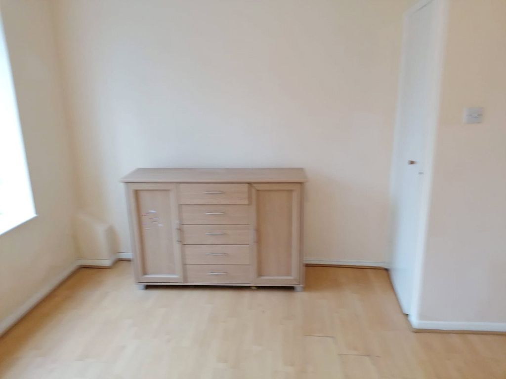 Property photo 3 of 5 Picture No. 03