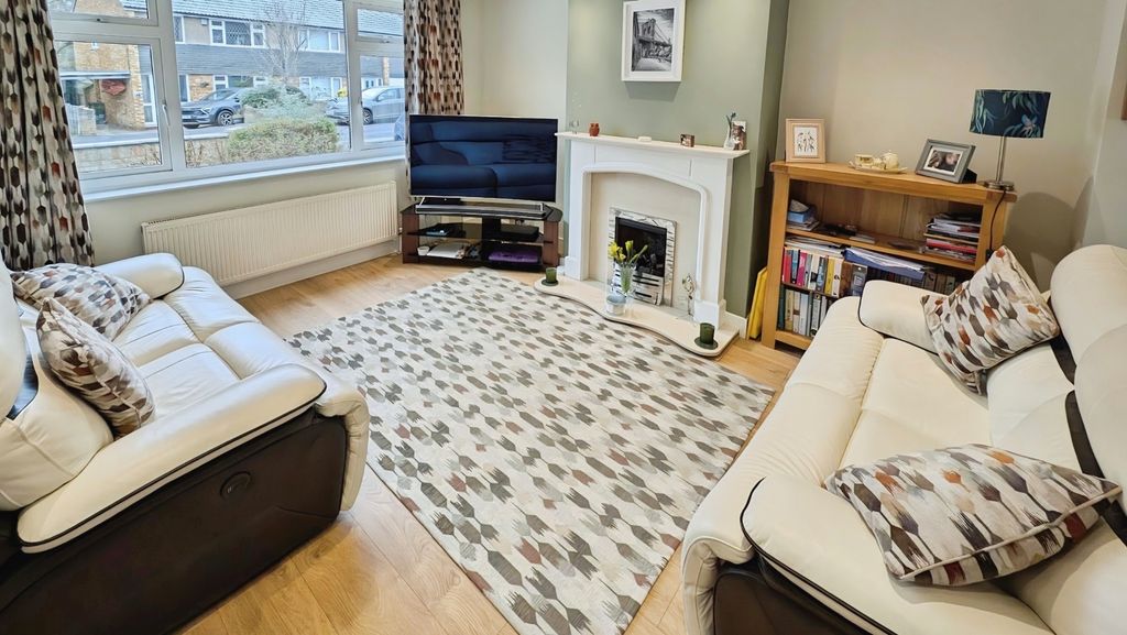 Property photo 3 of 22 Pbox-Img.Jpg