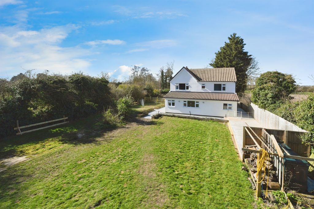 Property photo 3 of 25