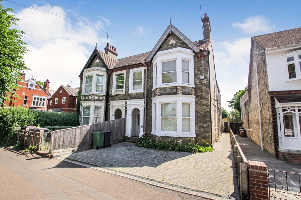 Property photo 1 of 16 Img_9231