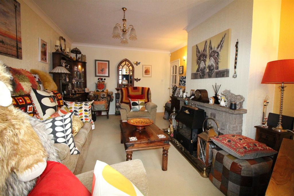 Property photo 2 of 16 Img_1252.Jpg