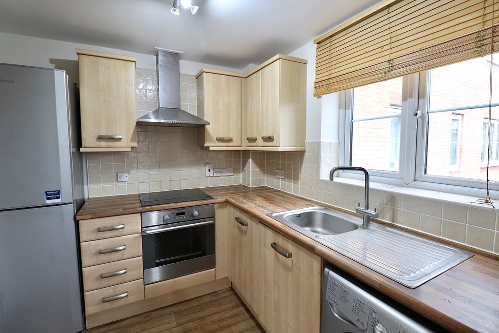 Property photo 2 of 6