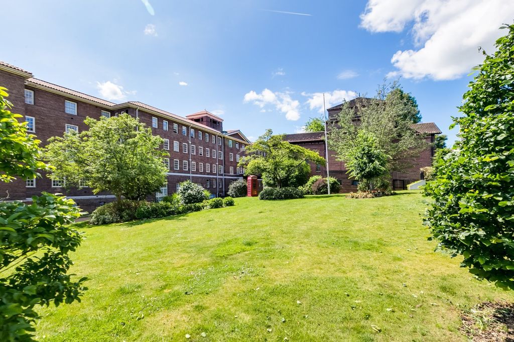 Property photo 2 of 2