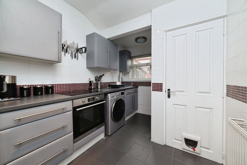 Property photo 3 of 13