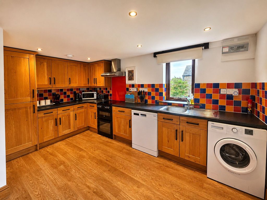 Property photo 3 of 14 Picture No. 10