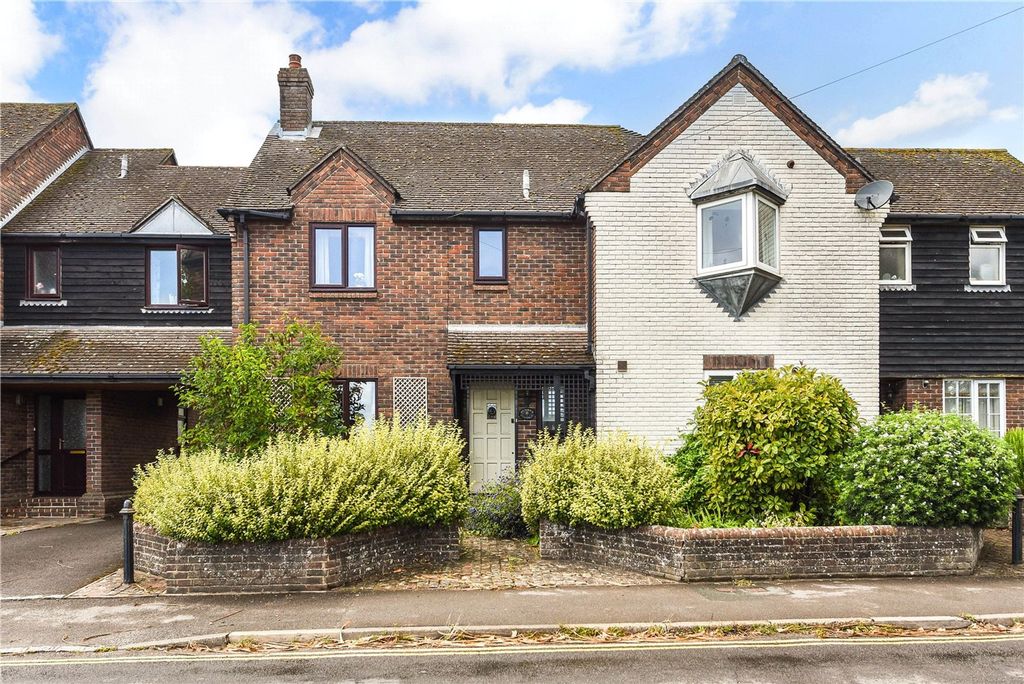 Property photo 1 of 18 Front View