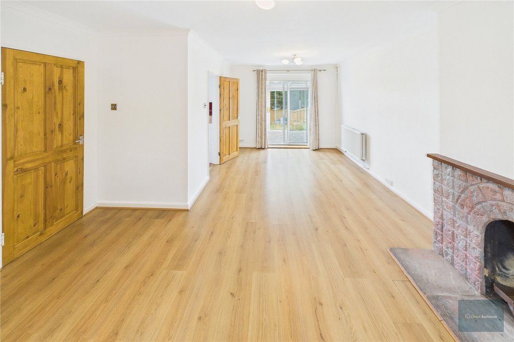 Property photo 2 of 19 Picture No. 51