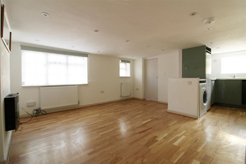 Property photo 2 of 7 Living/Dining Room