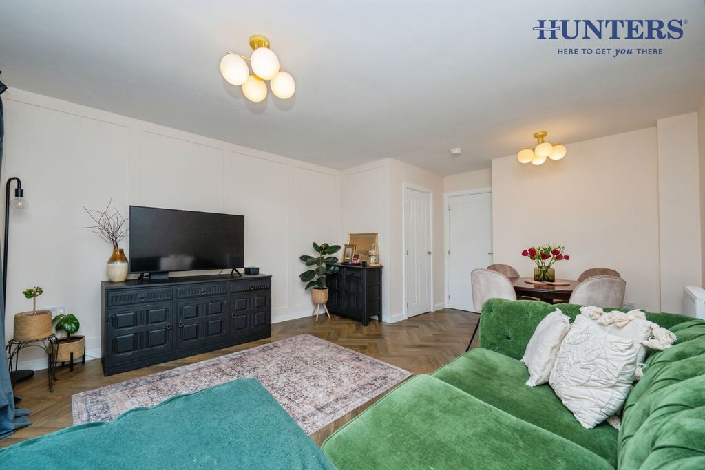 Property photo 1 of 26 Pbox-Img.Jpg