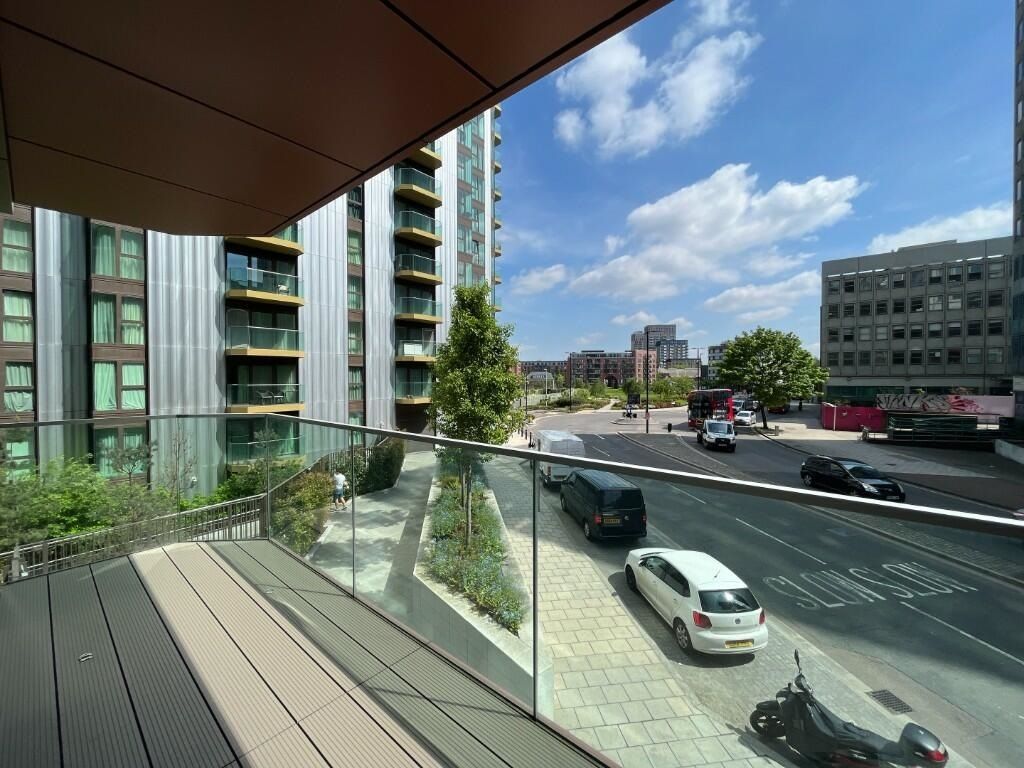 Property photo 2 of 9 Balcony