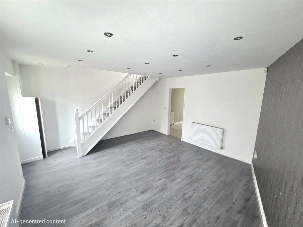 Property photo 2 of 11 Picture No. 22