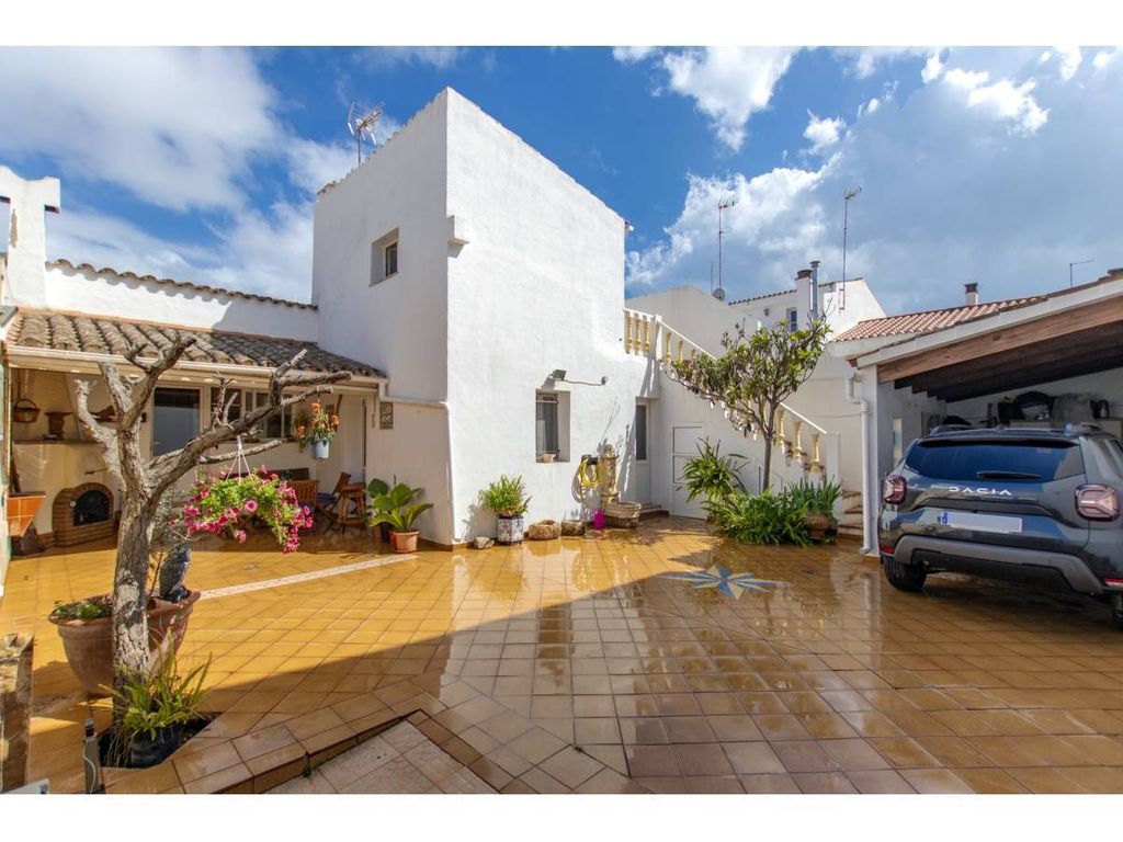Property photo 1 of 30