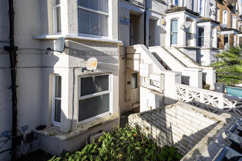 Property photo 3 of 9 Private Entrance