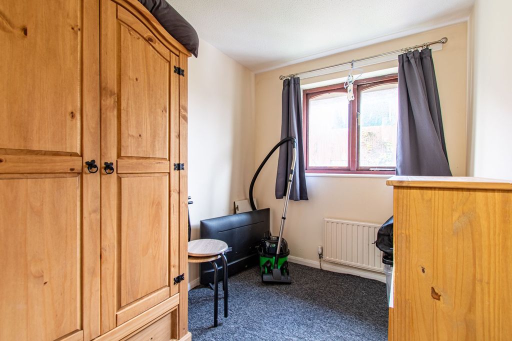 Additional image 7 of 3 bed flat for salePavlova Court, Liskeard PL14