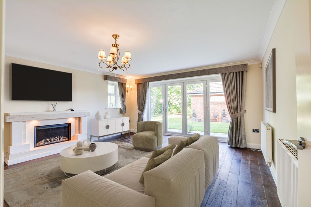 Property photo 3 of 26