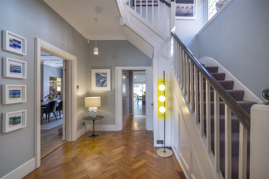 Property photo 3 of 15 7270_010.Jpg