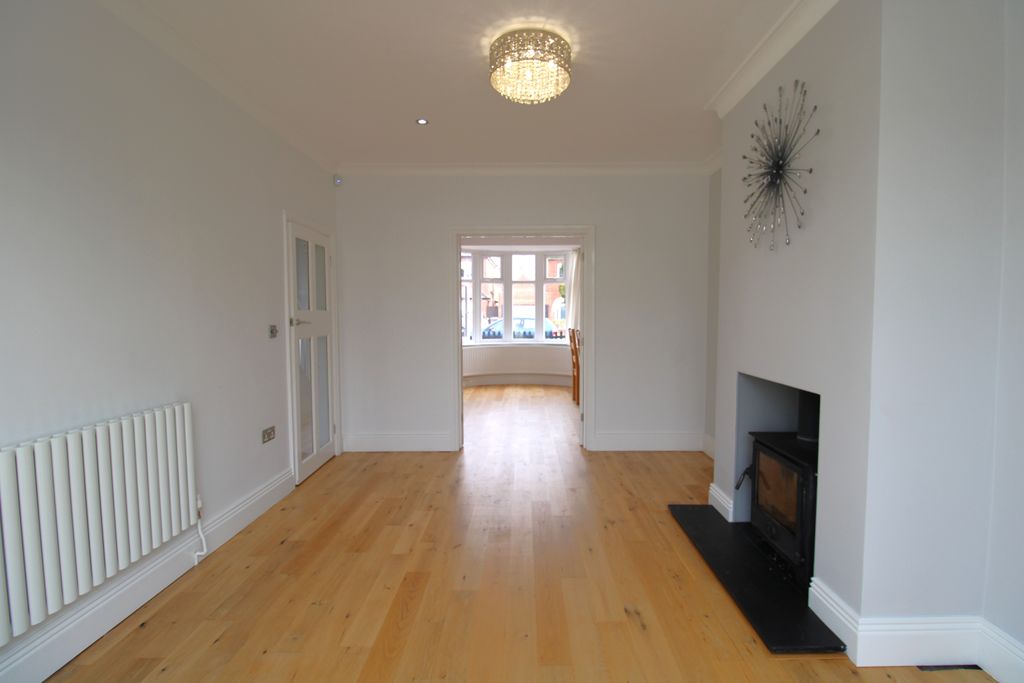 Property photo 2 of 14 Living Room