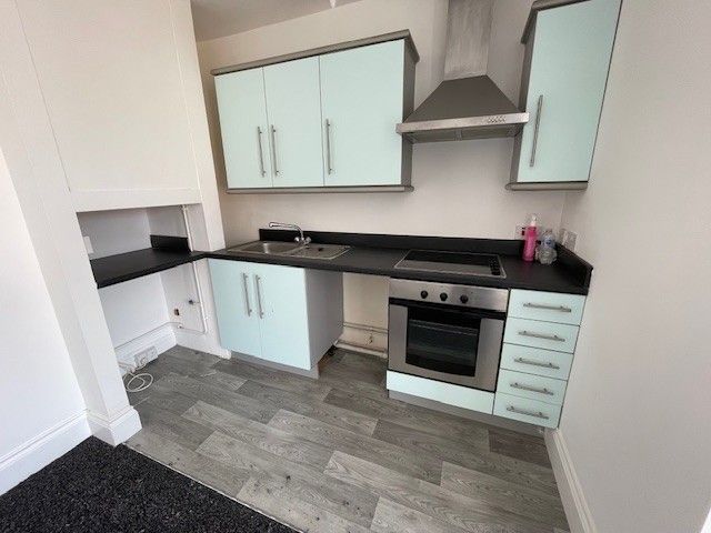 Property photo 2 of 4 Kitchen