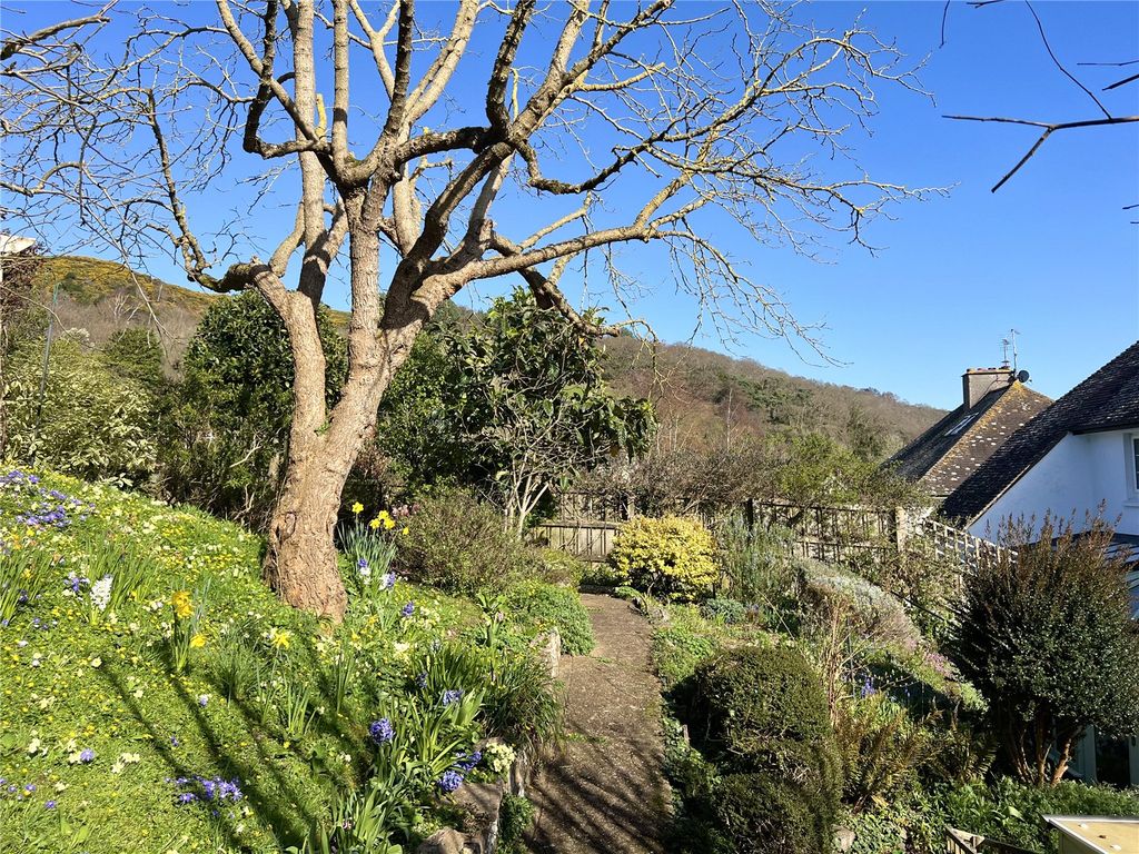 Property photo 3 of 28 Picture No. 08