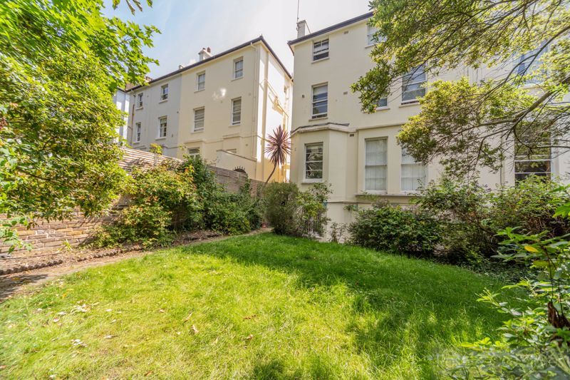 Property photo 1 of 20 Photo 20