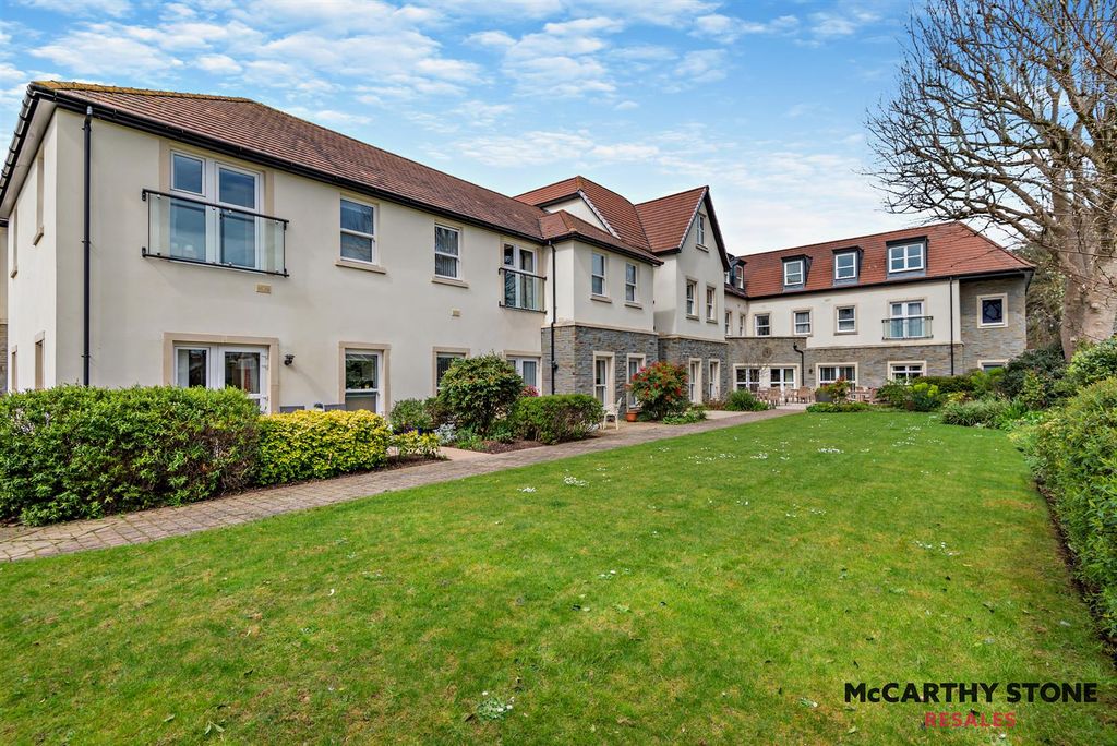 Property photo 1 of 16 William Page Court