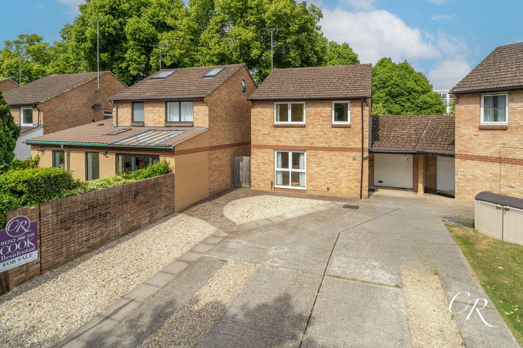 Property photo 1 of 15