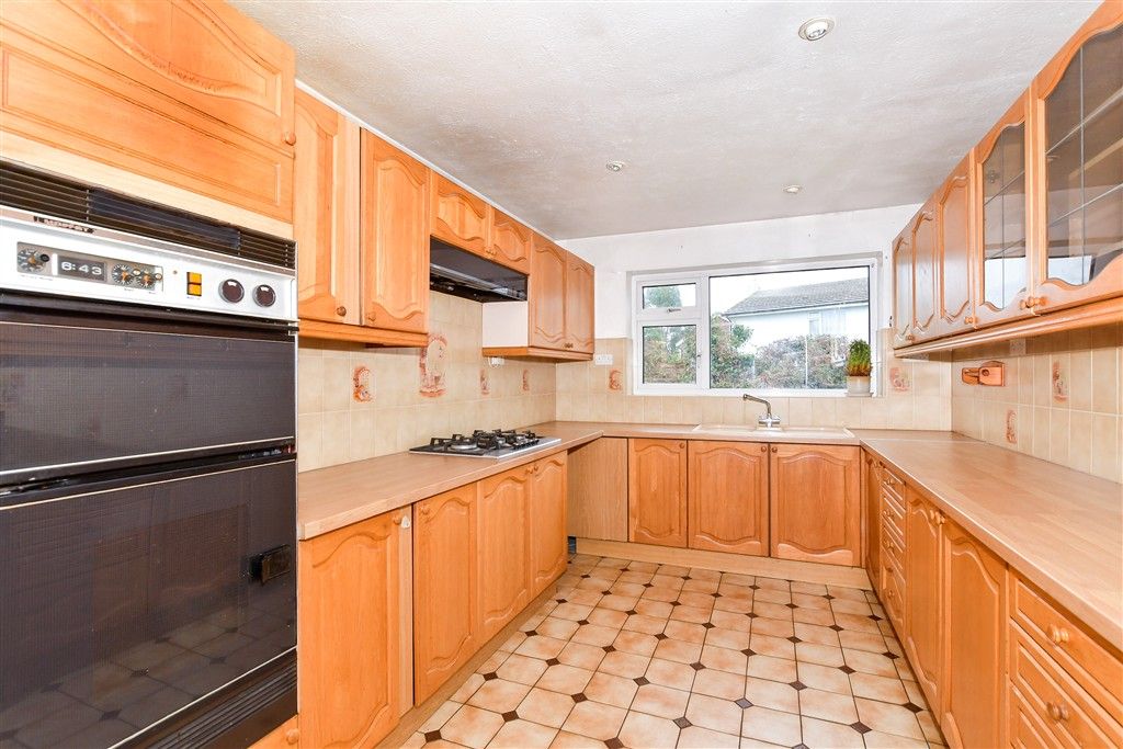 Property photo 1 of 12 Kitchen